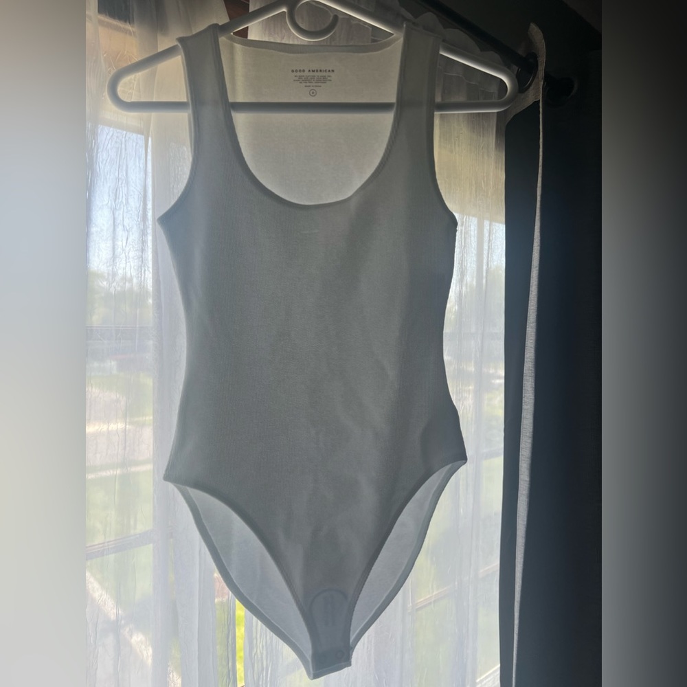 BRAND NEW WITH TAGS GOOD AMERICAN WHITE BODYSUIT (NOT SOLD ON WEBSITE)